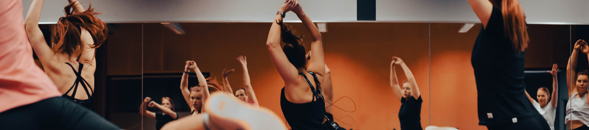 Header - dance
