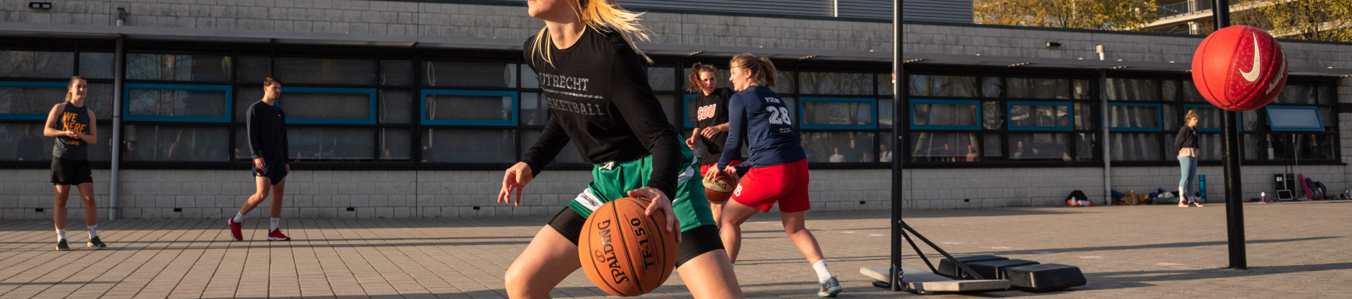 Olympos-Pierre-Banoori-SBU-Basketball-Outdoors-4.jpg