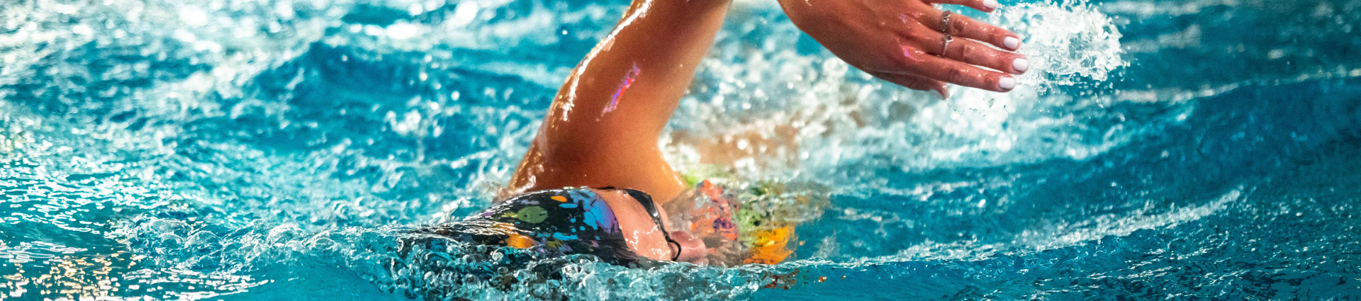 Olympos-Pierre-Banoori-Zinkstuk-Swimming-1.jpg